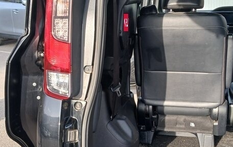 Toyota Esquire I, 2017 год, 2 450 000 рублей, 2 фотография