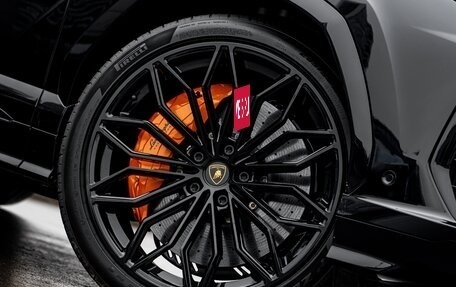 Lamborghini Urus I, 2025 год, 45 000 000 рублей, 9 фотография