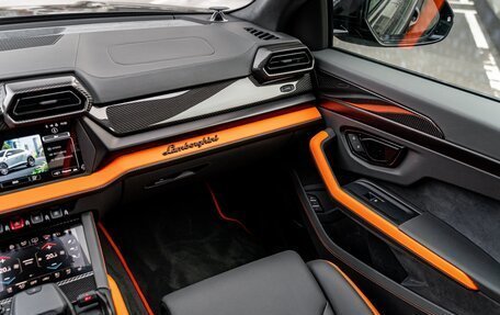 Lamborghini Urus I, 2025 год, 45 000 000 рублей, 27 фотография