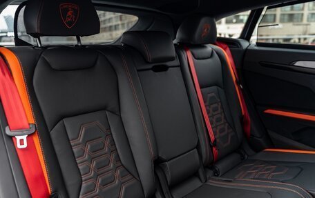 Lamborghini Urus I, 2025 год, 45 000 000 рублей, 35 фотография