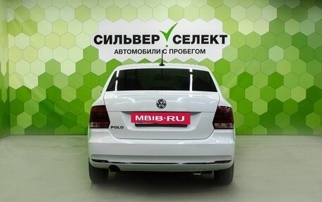 Volkswagen Polo VI (EU Market), 2017 год, 900 000 рублей, 4 фотография