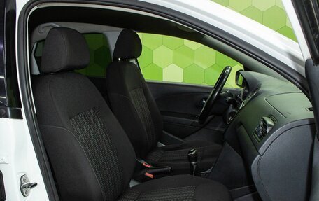 Volkswagen Polo VI (EU Market), 2017 год, 900 000 рублей, 11 фотография