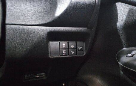 Honda Shuttle II, 2016 год, 1 350 000 рублей, 17 фотография