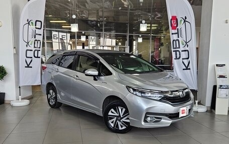 Honda Shuttle II, 2016 год, 1 350 000 рублей, 7 фотография