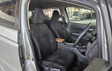 Honda Shuttle II, 2016 год, 1 350 000 рублей, 23 фотография