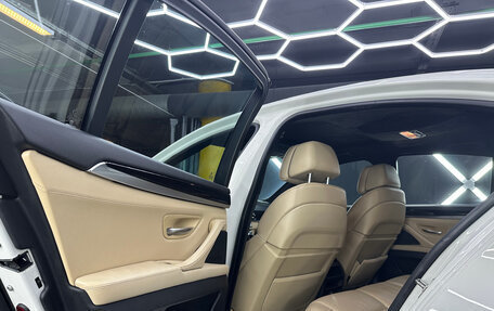 BMW 5 серия, 2011 год, 2 300 000 рублей, 14 фотография