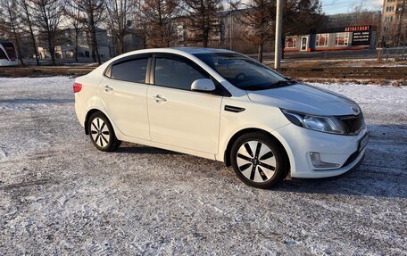 KIA Rio III рестайлинг, 2013 год, 1 050 000 рублей, 2 фотография