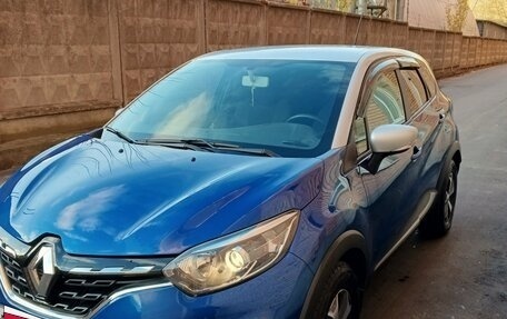 Renault Kaptur I рестайлинг, 2022 год, 1 750 000 рублей, 9 фотография