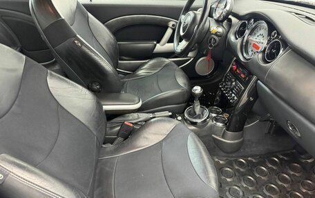 MINI Hatch, 2006 год, 850 000 рублей, 10 фотография