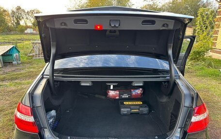 Mercedes-Benz E-Класс, 2012 год, 1 900 000 рублей, 3 фотография