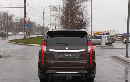 Mitsubishi Pajero Sport III рестайлинг, 2018 год, 2 800 000 рублей, 7 фотография