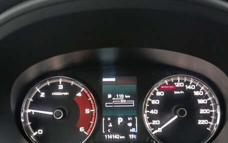 Mitsubishi Pajero Sport III рестайлинг, 2018 год, 2 800 000 рублей, 16 фотография