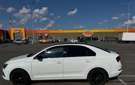 Skoda Rapid II, 2022 год, 1 950 000 рублей, 2 фотография