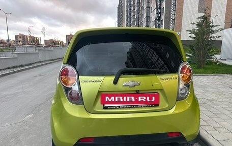Chevrolet Spark III, 2011 год, 650 000 рублей, 3 фотография