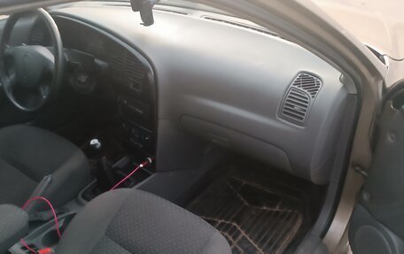 KIA Shuma II, 2004 год, 180 000 рублей, 6 фотография