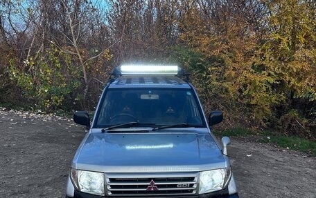 Mitsubishi Pajero iO, 1999 год, 450 000 рублей, 1 фотография