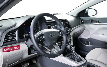 Hyundai Elantra VI рестайлинг, 2019 год, 1 839 000 рублей, 14 фотография