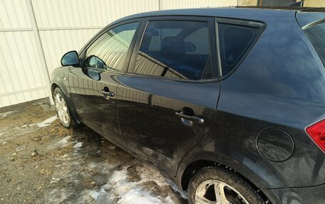 KIA cee'd I рестайлинг, 2007 год, 585 000 рублей, 2 фотография