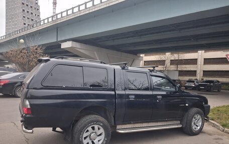 Mitsubishi L200 III рестайлинг, 2006 год, 1 000 000 рублей, 3 фотография