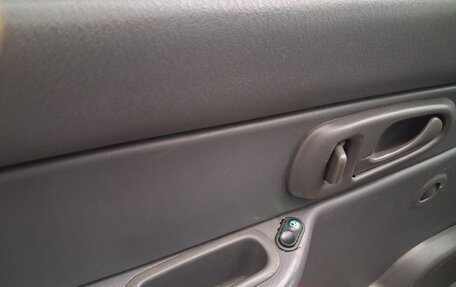 Mitsubishi L200 III рестайлинг, 2006 год, 1 000 000 рублей, 5 фотография