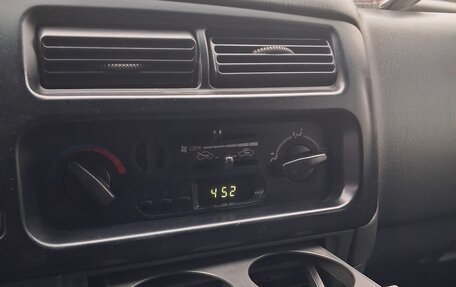 Mitsubishi L200 III рестайлинг, 2006 год, 1 000 000 рублей, 10 фотография