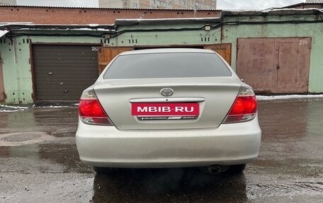 Toyota Camry V40, 2005 год, 1 200 000 рублей, 2 фотография