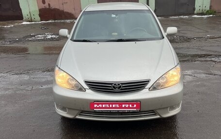 Toyota Camry V40, 2005 год, 1 200 000 рублей, 11 фотография