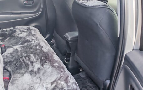 Toyota Vitz, 2016 год, 1 100 000 рублей, 13 фотография