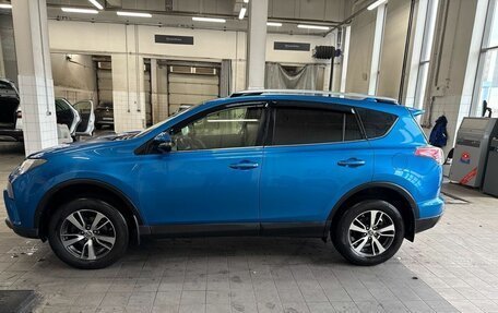 Toyota RAV4, 2016 год, 1 930 000 рублей, 2 фотография