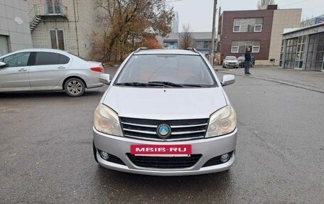 Geely MK Cross I, 2014 год, 250 000 рублей, 2 фотография