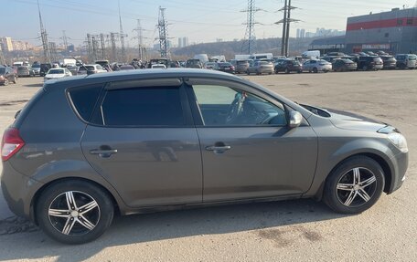 KIA cee'd I рестайлинг, 2010 год, 550 000 рублей, 5 фотография
