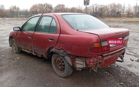 Nissan Almera, 1997 год, 50 000 рублей, 2 фотография