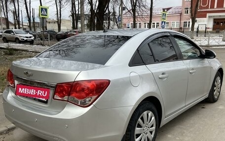 Chevrolet Cruze II, 2011 год, 660 000 рублей, 6 фотография