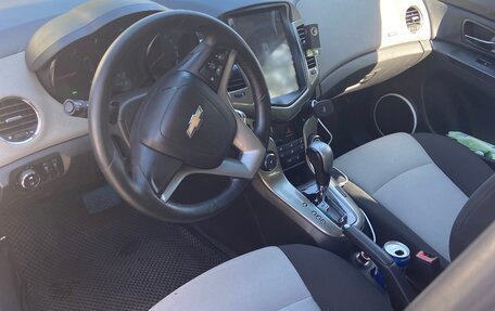 Chevrolet Cruze II, 2011 год, 660 000 рублей, 10 фотография