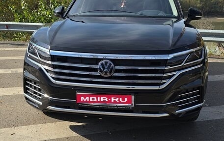 Volkswagen Touareg III, 2020 год, 5 450 000 рублей, 1 фотография