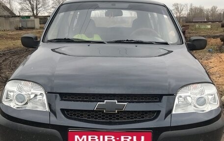 Chevrolet Niva I рестайлинг, 2011 год, 602 000 рублей, 1 фотография