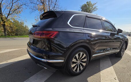 Volkswagen Touareg III, 2020 год, 5 450 000 рублей, 3 фотография