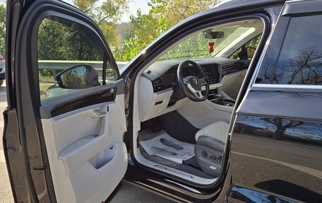 Volkswagen Touareg III, 2020 год, 5 450 000 рублей, 7 фотография