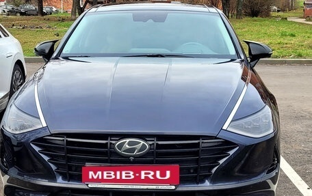 Hyundai Sonata VIII, 2019 год, 2 100 000 рублей, 1 фотография