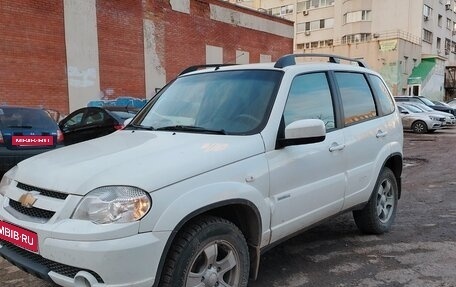 Chevrolet Niva I рестайлинг, 2013 год, 580 000 рублей, 2 фотография