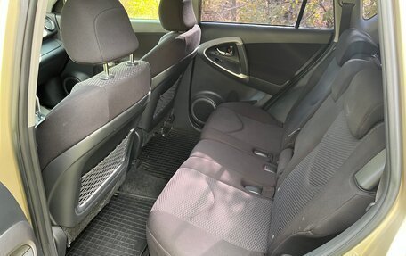 Toyota RAV4, 2007 год, 1 220 000 рублей, 10 фотография
