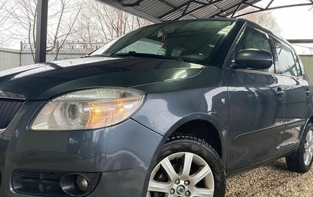 Skoda Fabia II, 2010 год, 660 000 рублей, 2 фотография