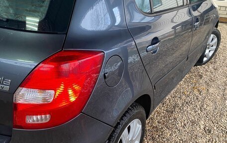 Skoda Fabia II, 2010 год, 660 000 рублей, 11 фотография