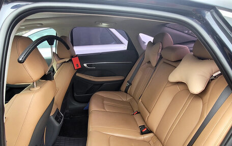 Hyundai Sonata VIII, 2019 год, 2 100 000 рублей, 6 фотография