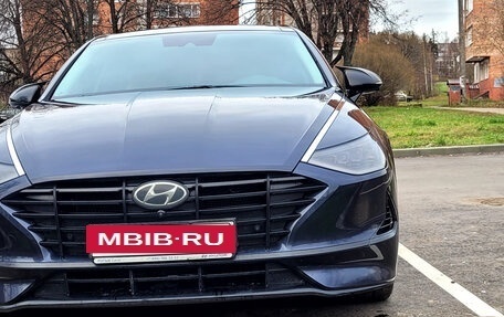 Hyundai Sonata VIII, 2019 год, 2 100 000 рублей, 5 фотография