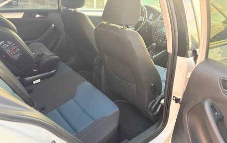 Volkswagen Jetta VI, 2013 год, 1 240 000 рублей, 19 фотография