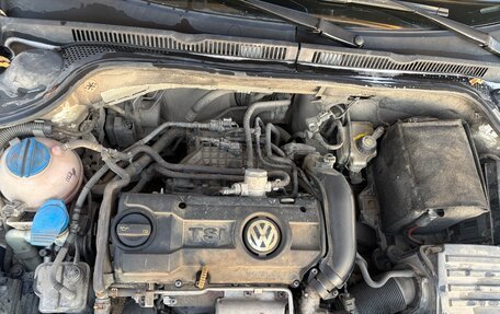 Volkswagen Jetta VI, 2013 год, 1 240 000 рублей, 24 фотография