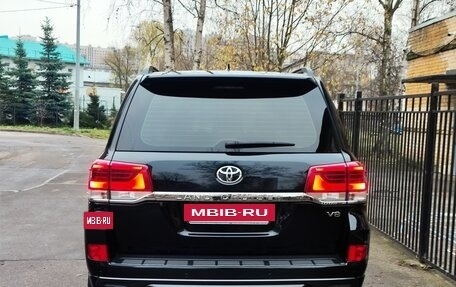 Toyota Land Cruiser 200, 2016 год, 6 500 000 рублей, 6 фотография