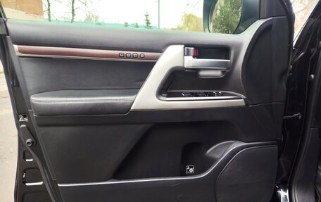 Toyota Land Cruiser 200, 2016 год, 6 500 000 рублей, 14 фотография