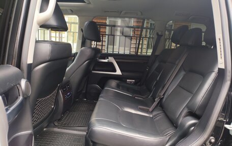 Toyota Land Cruiser 200, 2016 год, 6 500 000 рублей, 17 фотография